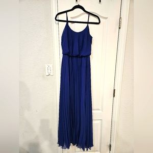 Size 4 blue Bisou Bisou formal dress w/fur wrap